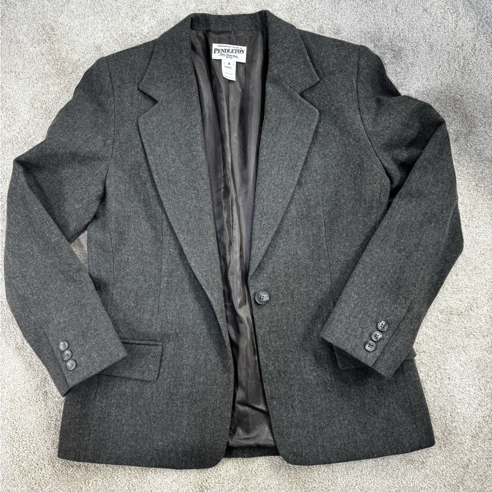 Pendleton women’s Gray Blazer size 8